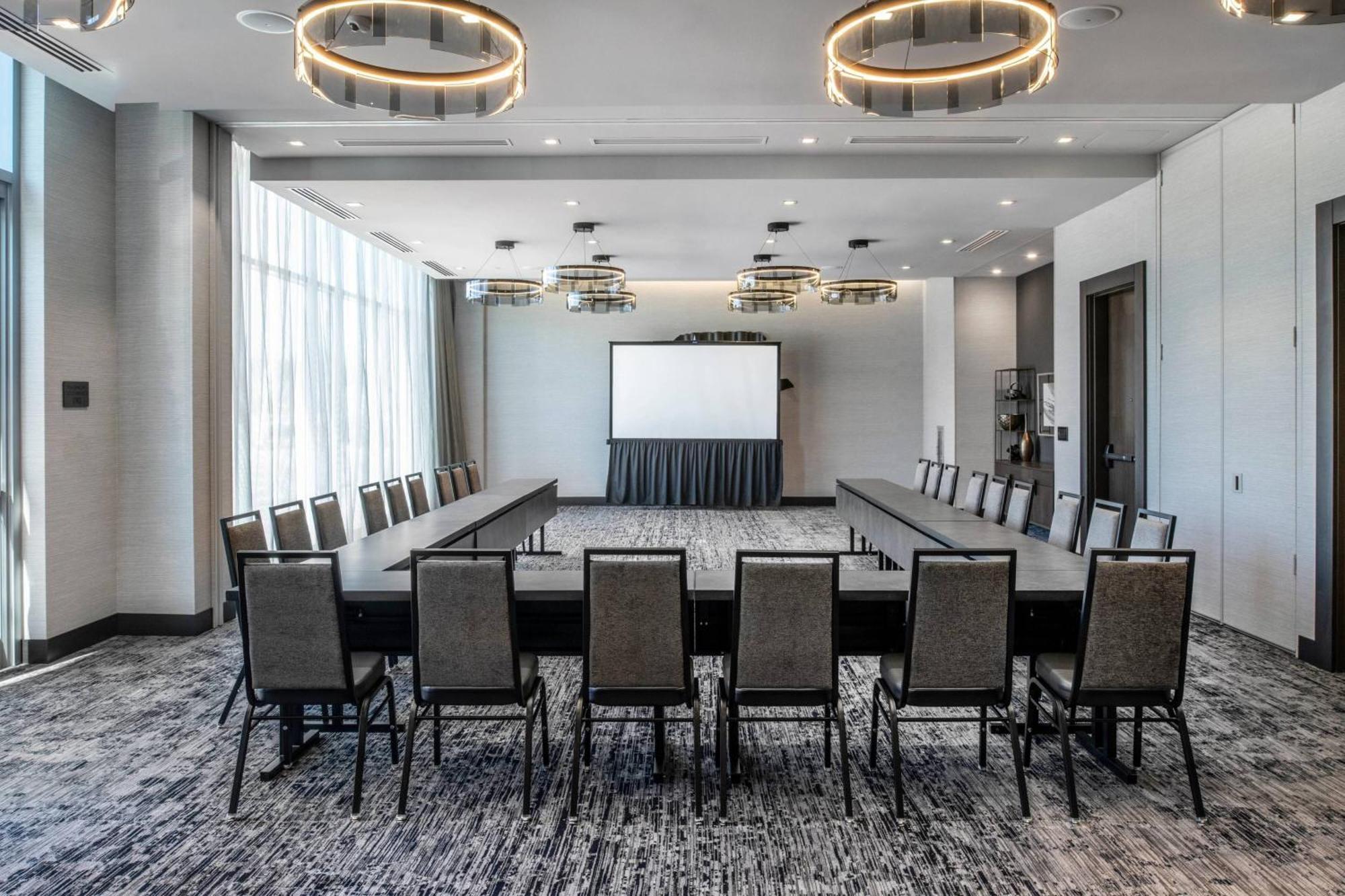 Ac Hotel By Marriott Portsmouth Downtown/Waterfront Екстер'єр фото