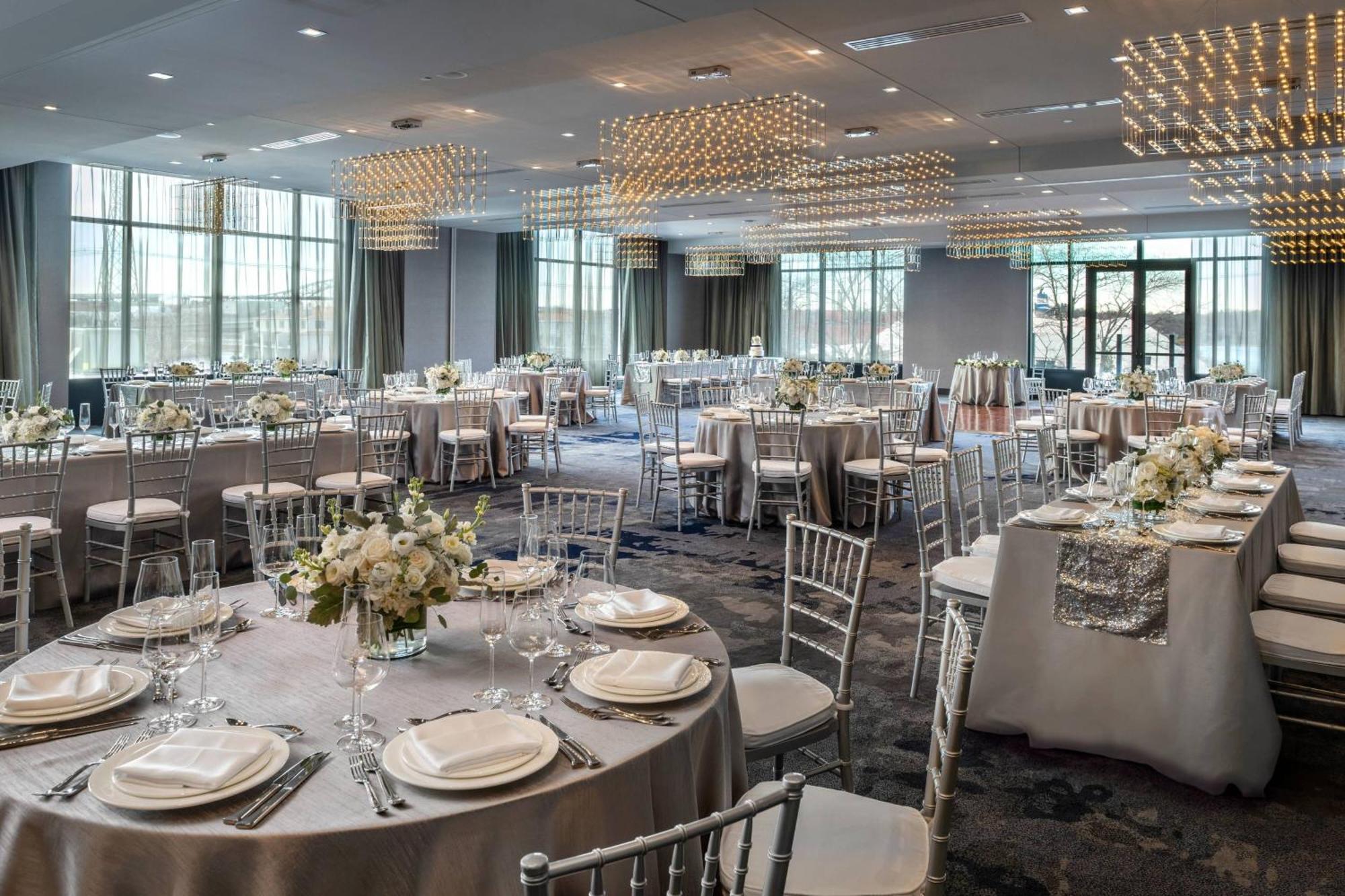 Ac Hotel By Marriott Portsmouth Downtown/Waterfront Екстер'єр фото