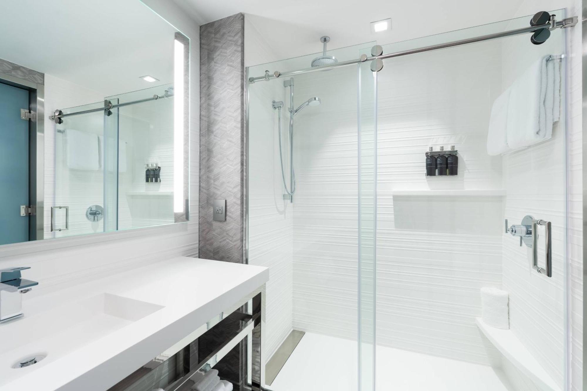 Ac Hotel By Marriott Portsmouth Downtown/Waterfront Екстер'єр фото