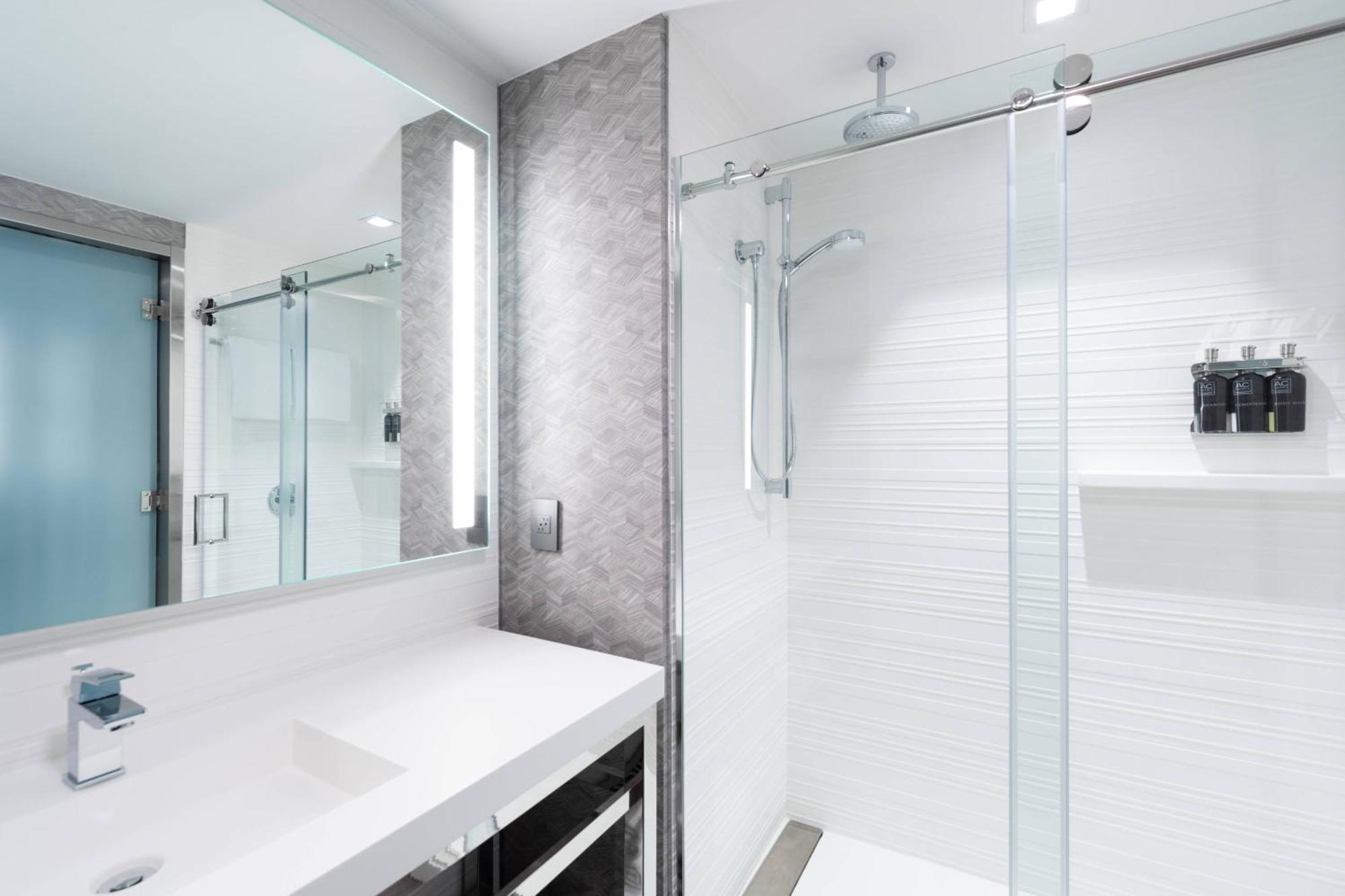 Ac Hotel By Marriott Portsmouth Downtown/Waterfront Екстер'єр фото