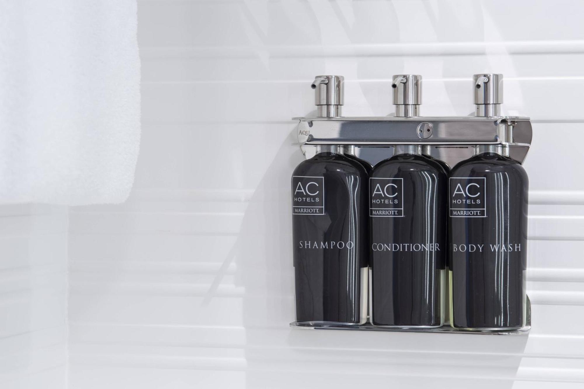 Ac Hotel By Marriott Portsmouth Downtown/Waterfront Екстер'єр фото