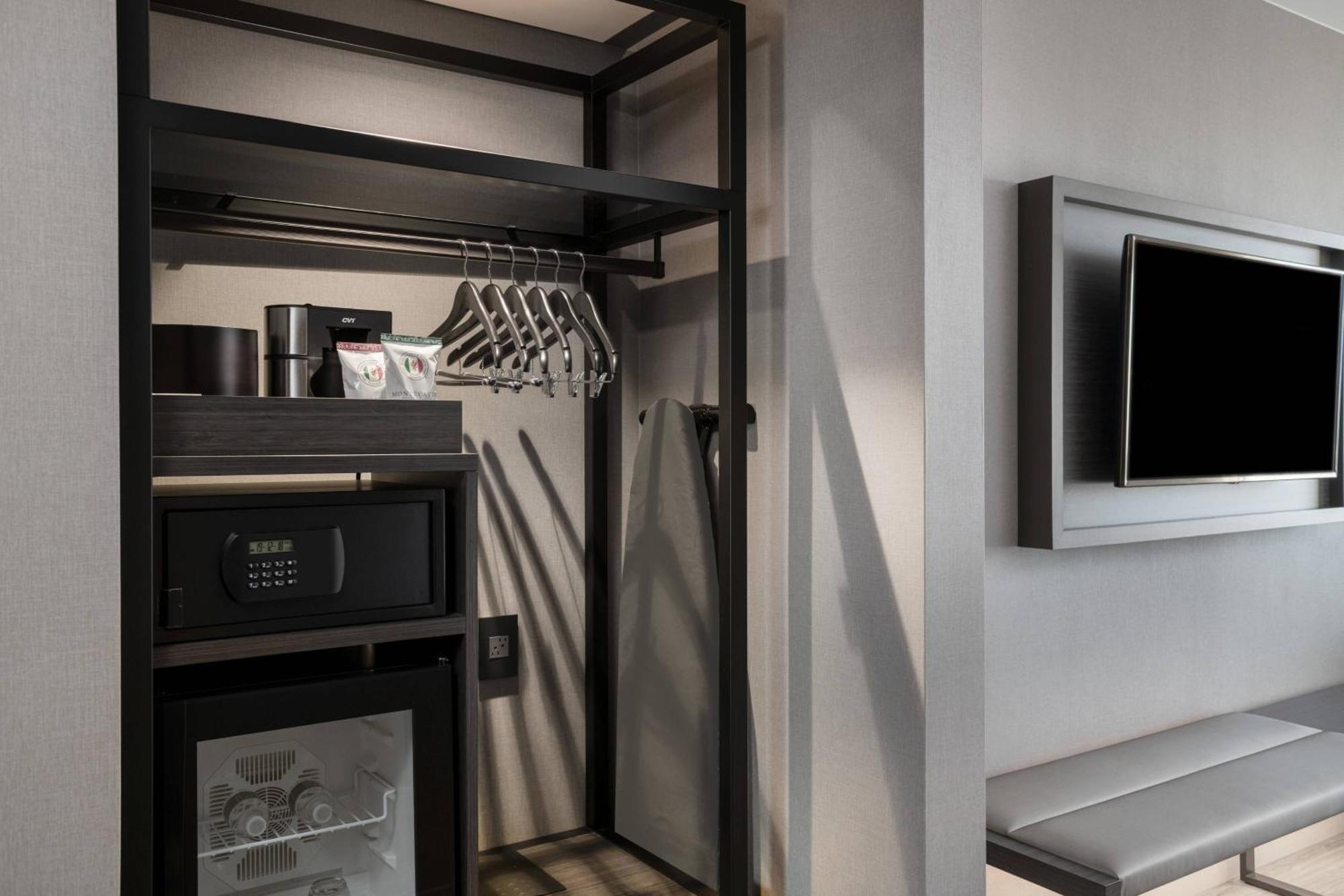Ac Hotel By Marriott Portsmouth Downtown/Waterfront Екстер'єр фото