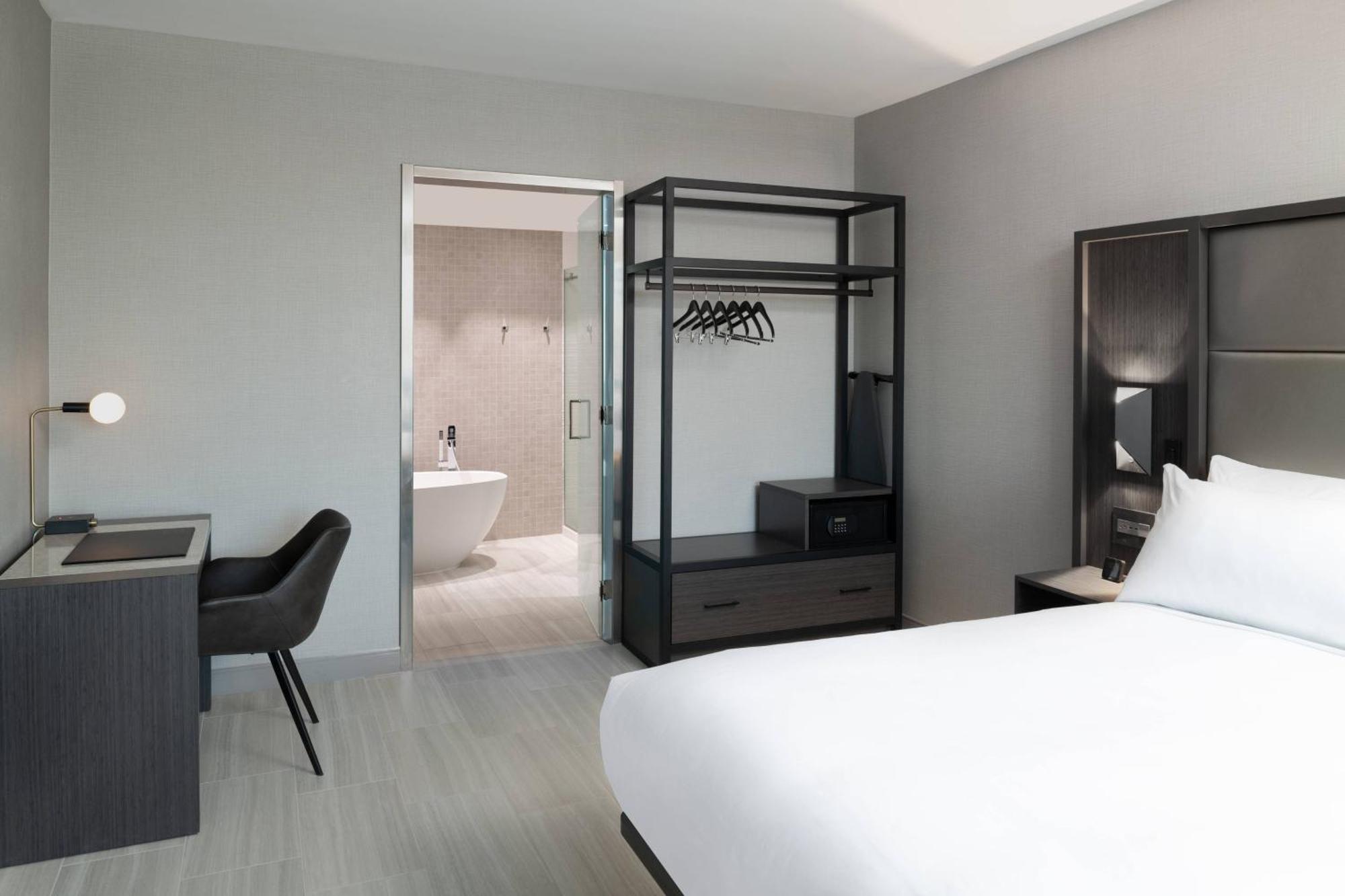 Ac Hotel By Marriott Portsmouth Downtown/Waterfront Екстер'єр фото